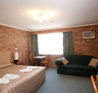 Allan Cunningham Motel and Old Wagon Restaurant - Accommodation Great Ocean Road