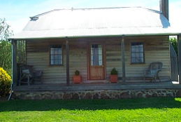Brickendon Historic & Farm Cottages - Accommodation Great Ocean Road 0
