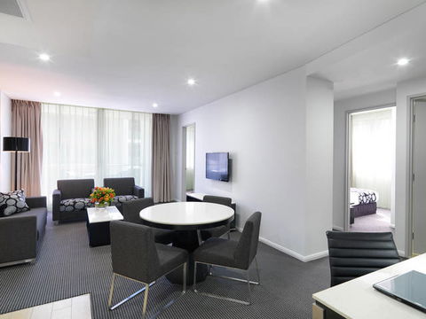 Meriton Serviced Apartments - North Ryde - Accommodation Great Ocean Road 2