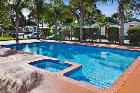Sandhurst Motel - Accommodation Great Ocean Road 2