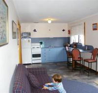Sunset Holiday Villas - Accommodation Great Ocean Road