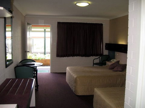 The Vines Motel & Cottages - Accommodation Great Ocean Road 2