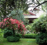 Allan Court Gardens Accommodation - Accommodation Great Ocean Road