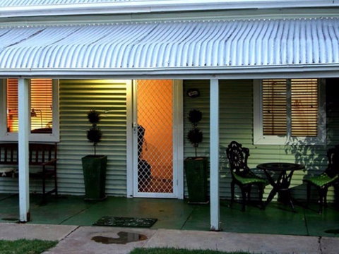 Unique Outback Cottages Hebbard Cottage - Accommodation Great Ocean Road 0