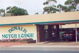 DONALD MOTOR LODGE - Accommodation Great Ocean Road 0