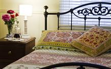 Newcastles Bed And Breakfast - Accommodation Great Ocean Road 2