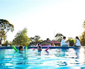 Murray Gardens Cottages And Motel - Accommodation Great Ocean Road 1
