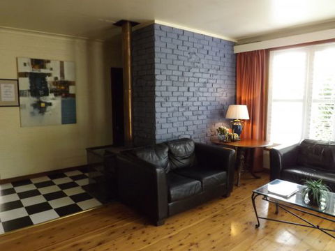 Apartments On-The-Park: The Studio - Accommodation Great Ocean Road 4