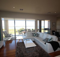 LJ Hooker Goolwa Holiday Rentals - 42 Underwood Avenue Goolwa Beach - Accommodation Great Ocean Road