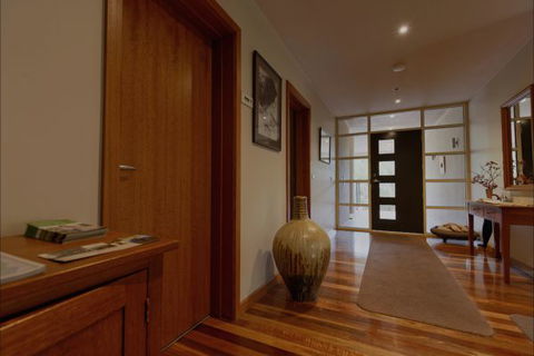 Eugenie's Luxury Accommodation - Accommodation Great Ocean Road 9
