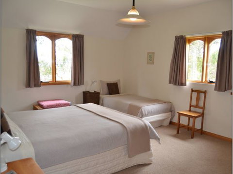 Herons Rise Vineyard Accommodation - Accommodation Great Ocean Road 0