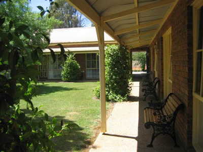 Mansfield Valley Motor Inn - Accommodation Great Ocean Road 1