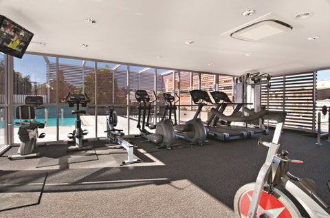 Chifley Apartments Newcastle - Accommodation Great Ocean Road 2