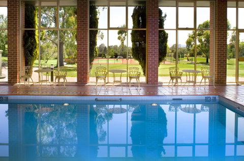 Country Club Tasmania - Accommodation Great Ocean Road 2