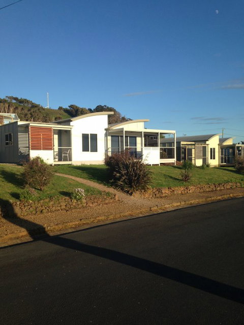 Azzure Beach Houses - Accommodation Great Ocean Road 0