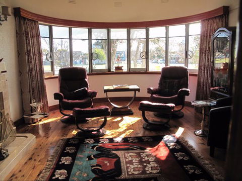 B&B Wodonga - Art Deco Accommodation - Accommodation Great Ocean Road 5