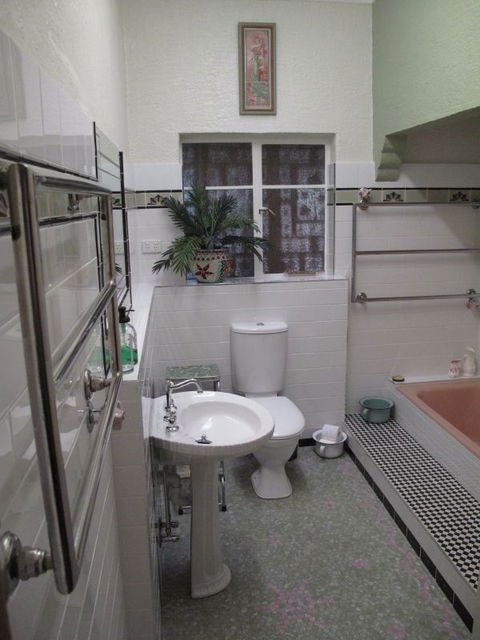 B&B Wodonga - Art Deco Accommodation - Accommodation Great Ocean Road 8