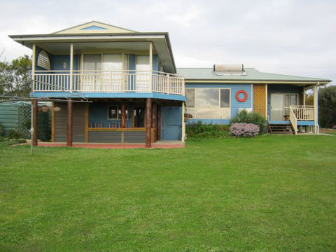 Baudins View Holiday House - Accommodation Great Ocean Road 0