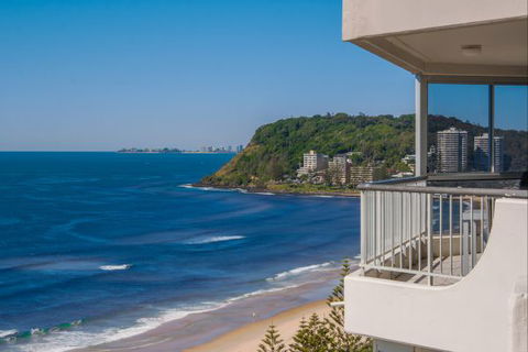 Cashelmara Burleigh Beachfront Apartments - Accommodation Great Ocean Road 1