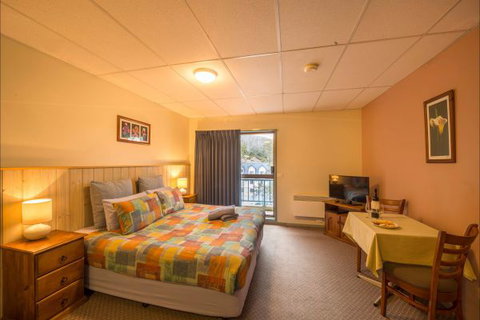 Falls Creek Country Club - Accommodation Great Ocean Road 8