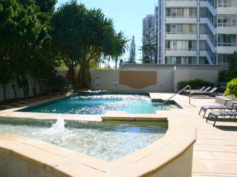 Indigo Blue Beachfront Holiday Apartments - Accommodation Great Ocean Road 2