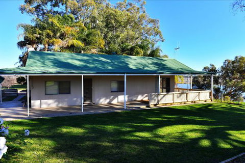 Mundic Waterfront Cottages - Accommodation Great Ocean Road 1