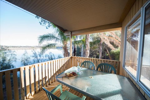 Mundic Waterfront Cottages - Accommodation Great Ocean Road 5