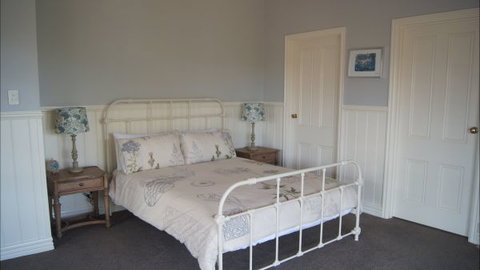 Shearer's Hill - Luxury Farm Stay - Accommodation Great Ocean Road 4