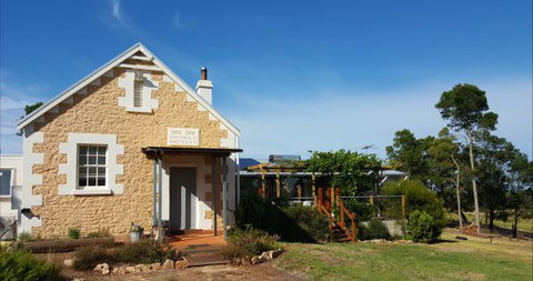 The Old Drik Drik Schoolhouse Retreat - Accommodation Great Ocean Road 0