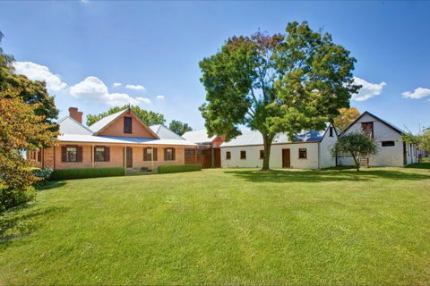 Vine Lodge Heritage Getaway - Accommodation Great Ocean Road 1