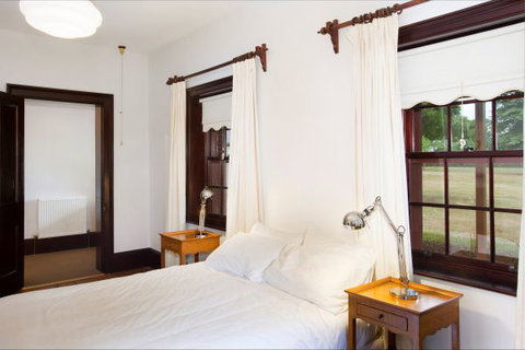 Vine Lodge Heritage Getaway - Accommodation Great Ocean Road 4
