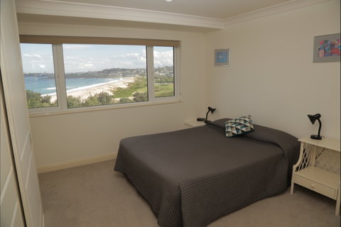 A Beach House Near Manly Two - Accommodation Great Ocean Road 4
