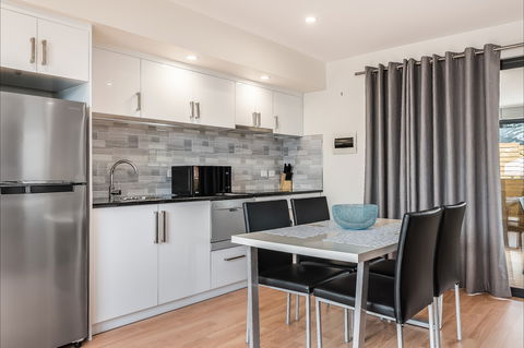 Apartments On Fraser Bicheno - Accommodation Great Ocean Road 7