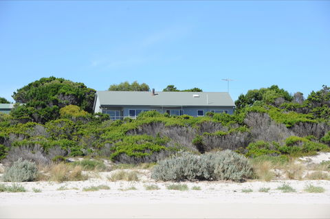 Beachcomber - Accommodation Great Ocean Road 7