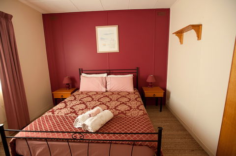 Black Jack Get-a-way - Magpies Nest - Accommodation Great Ocean Road 3