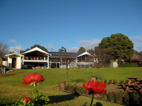Elington Manor - Accommodation Great Ocean Road 0