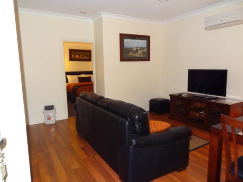 Hahndorf Oak Tree Cottages - Accommodation Great Ocean Road 1