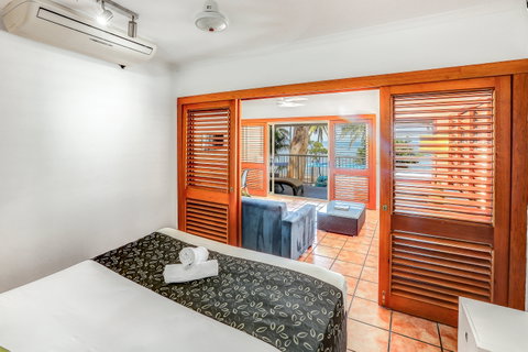 Paradise On The Beach Resort - Accommodation Great Ocean Road 0