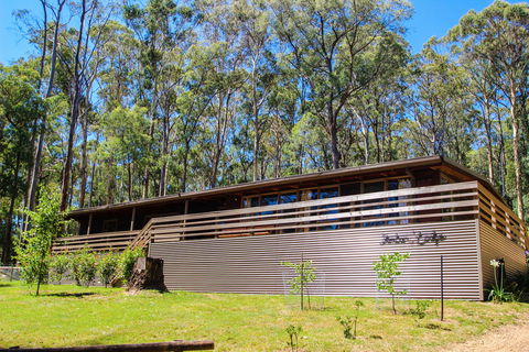 Sambar Lodge - Accommodation Great Ocean Road 0