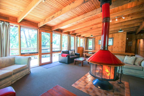 Sambar Lodge - Accommodation Great Ocean Road 1