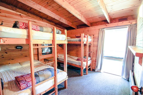 Sambar Lodge - Accommodation Great Ocean Road 9
