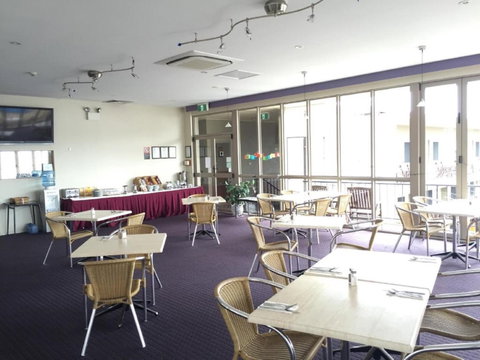 Karinga Motel, SureStay Hotel By Best Western - Accommodation Great Ocean Road 9