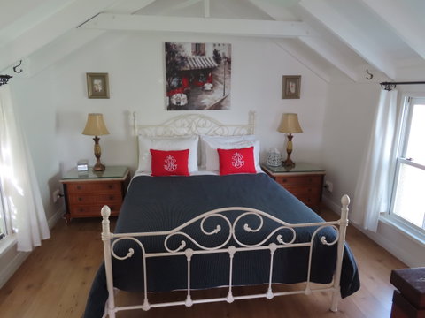 Maison De May Boutique Bed And Breakfast - Accommodation Great Ocean Road 0