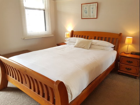 Newcastle Short Stay Apartments - Vista Apartment - Accommodation Great Ocean Road 1