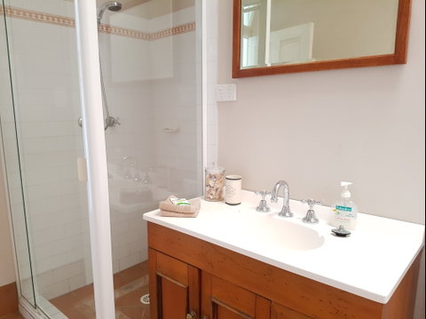 Newcastle Short Stay Apartments - Vista Apartment - Accommodation Great Ocean Road 5
