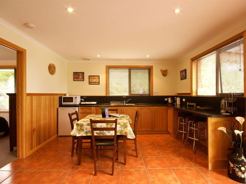 Abs By The Bay - Accommodation Great Ocean Road 2