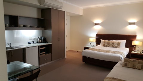 Quality Suites Fremantle - Accommodation Great Ocean Road 2