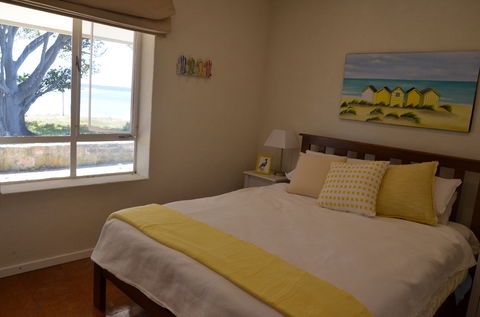 Ratcliff Cottage - Accommodation Great Ocean Road 2