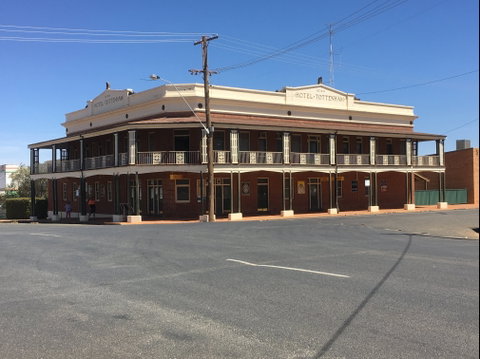 Tottenham Hotel - Accommodation Great Ocean Road 0