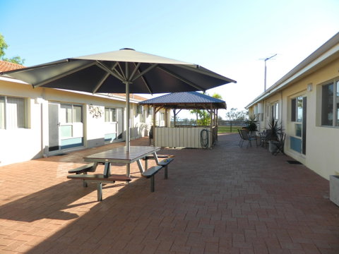 API Pelican Beach Front Apartments Kalbarri - Accommodation Great Ocean Road 2